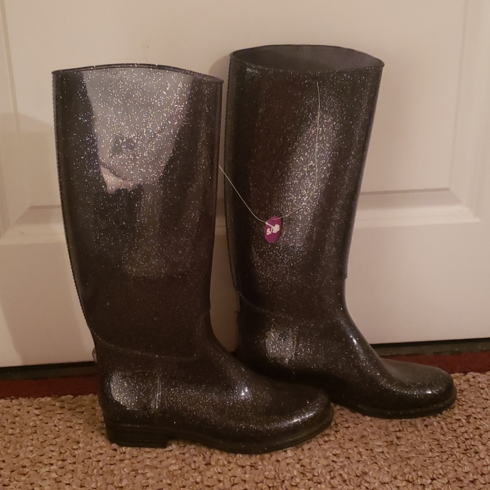 NWT Glitter Rain Boots